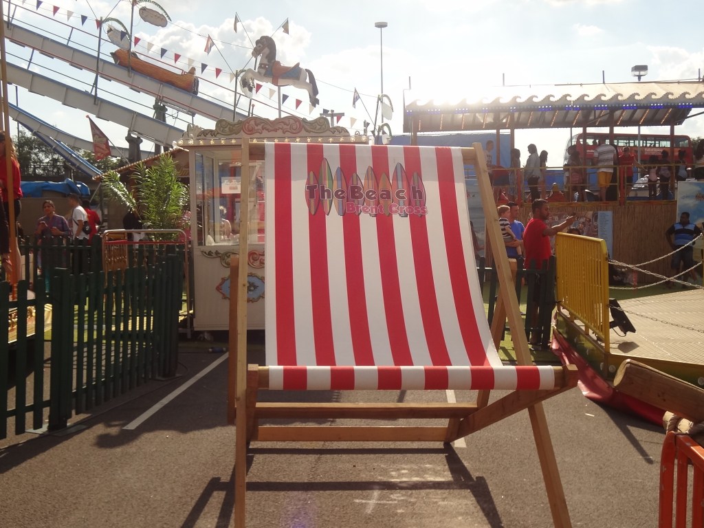 “URBAN BEACH EXPERIENCE” @BRENT&nbsp;CROSS